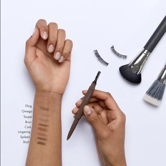 Mac Brow Sculpt Brow Pencil in Cork - Picture 9 of 9